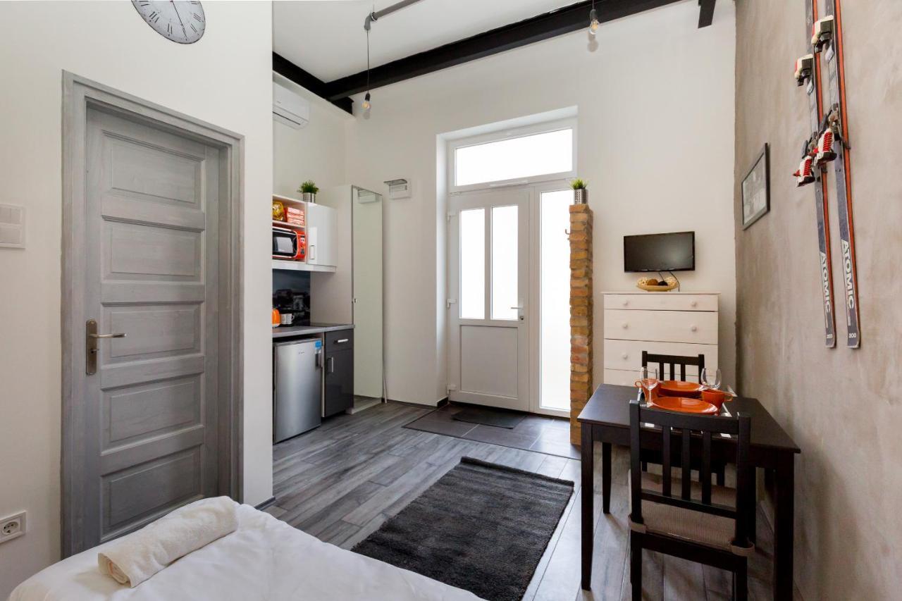 K10 A Kazinczy Apartment Boedapest Buitenkant foto
